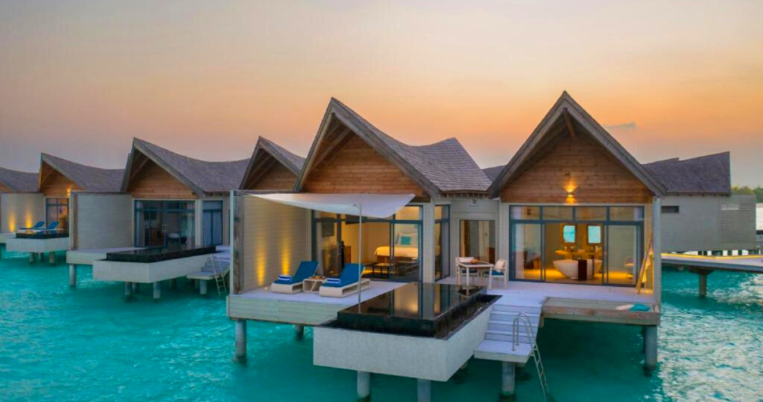 Hotel nas Ilhas Maldivas - Movenpick Resort Kuredhivaru Maldives