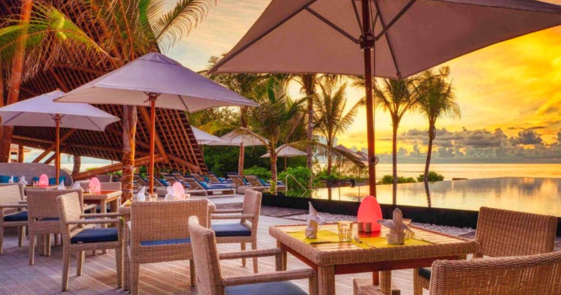 Hotel nas Ilhas Maldivas - Movenpick Resort Kuredhivaru Maldives
