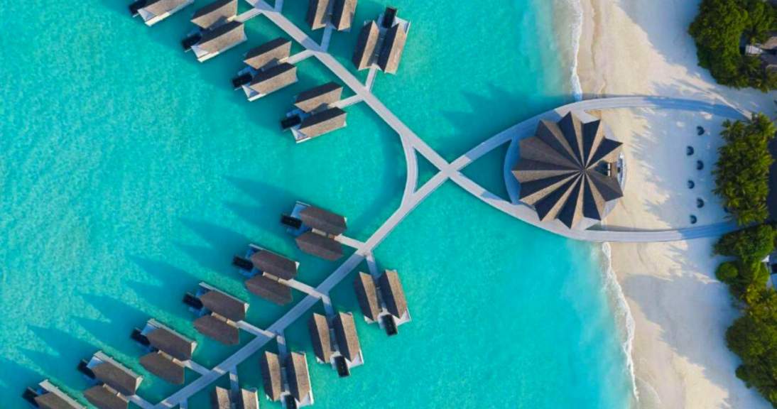 Hotel nas Ilhas Maldivas - Movenpick Resort Kuredhivaru Maldives